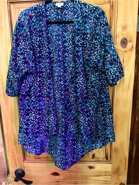 LuLaRoe Navy Teal & Pink Open-Front Kimono